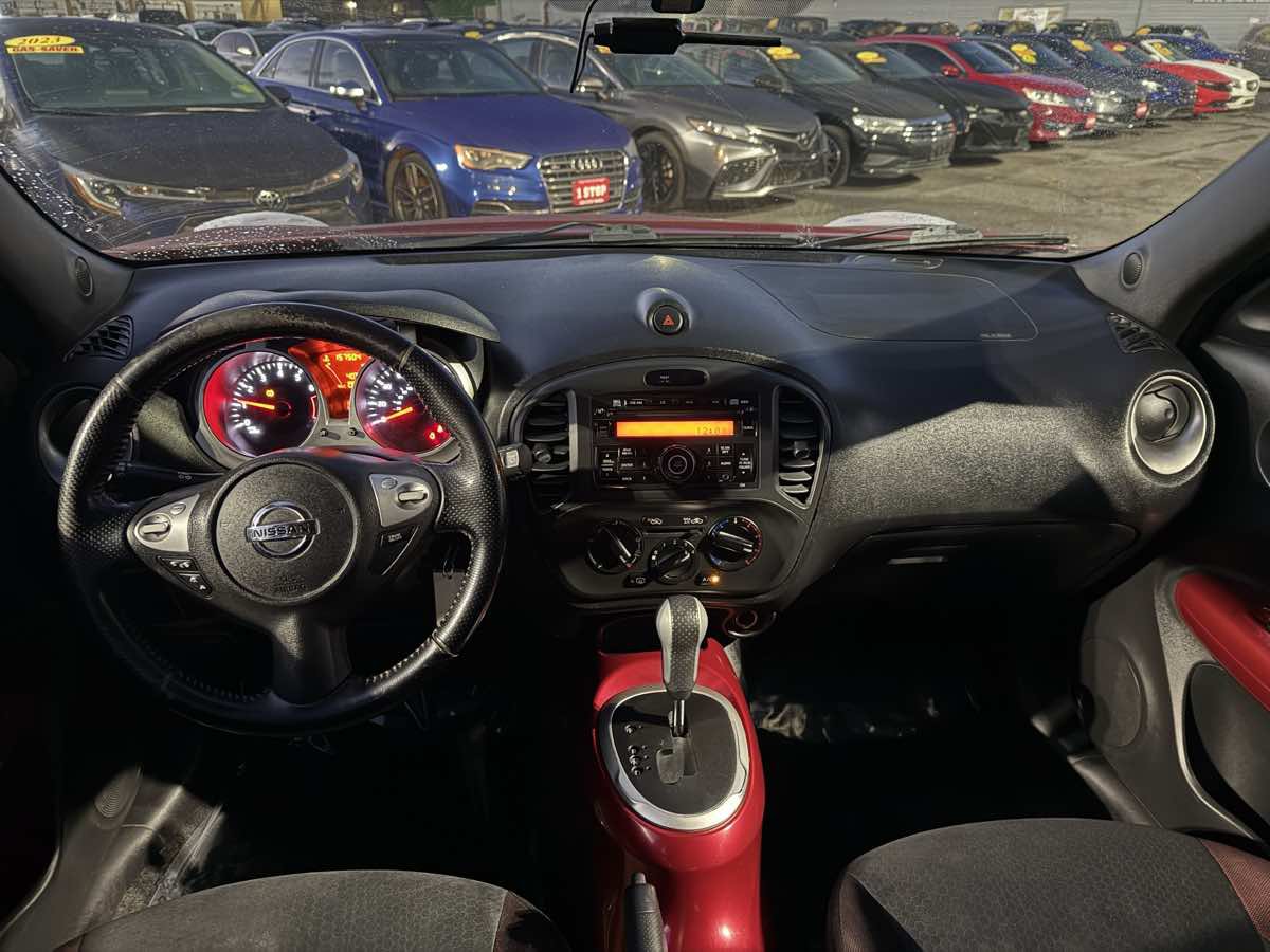 Used 2013 Nissan Juke S AWD/4WD image 8