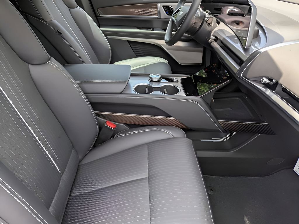 New 2026 Cadillac Vistiq Premium Luxury AWD/4WD image 19