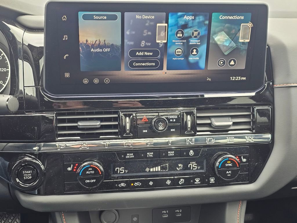 New 2026 Nissan Pathfinder Rock Creek image 13