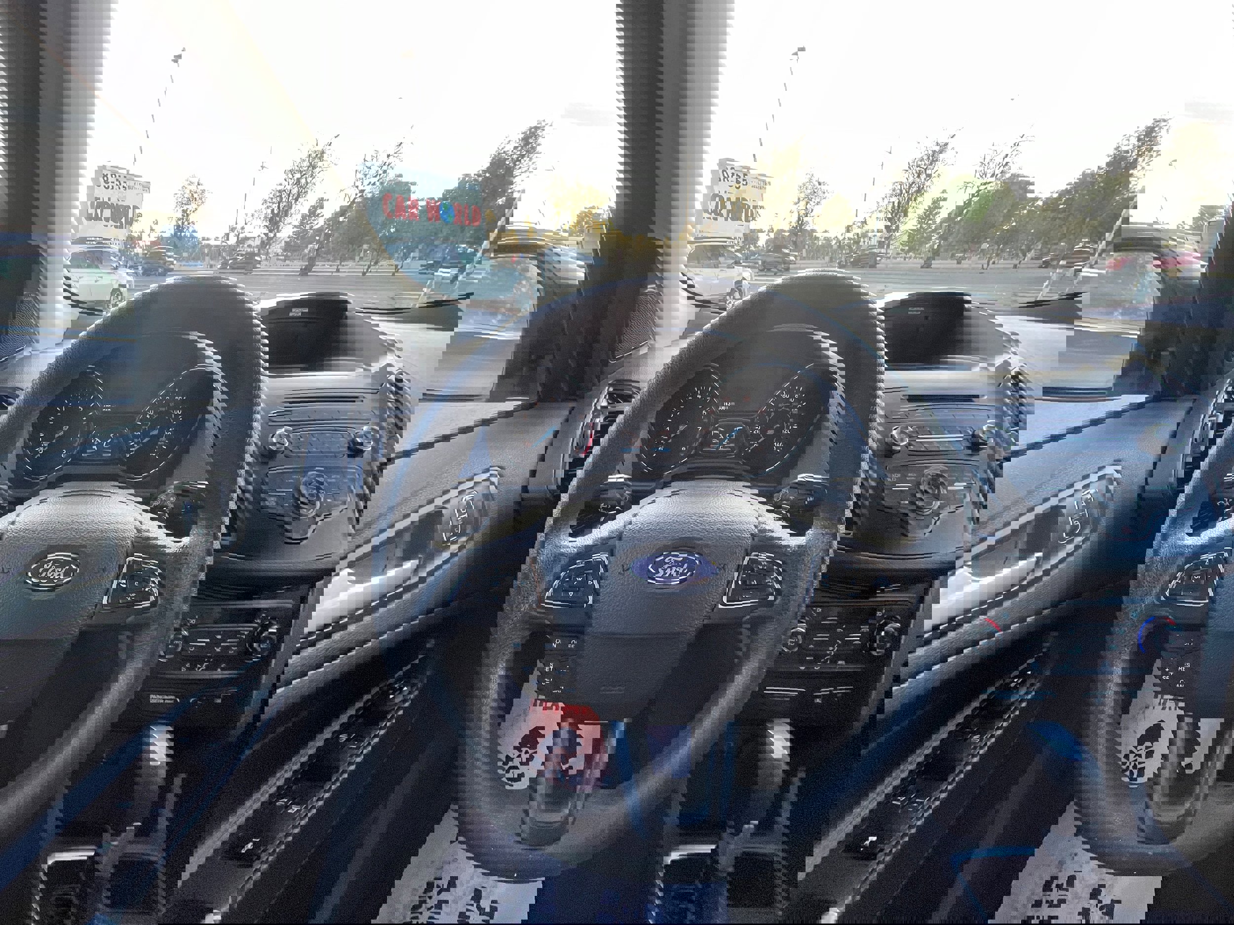 Used 2017 Ford Escape SE image 17