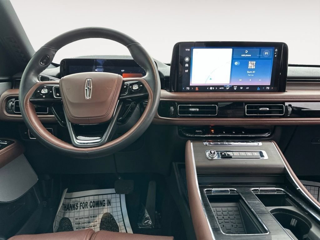 Used 2025 Lincoln Aviator Reserve w/ Equipment Group 201A AWD/4WD image 16