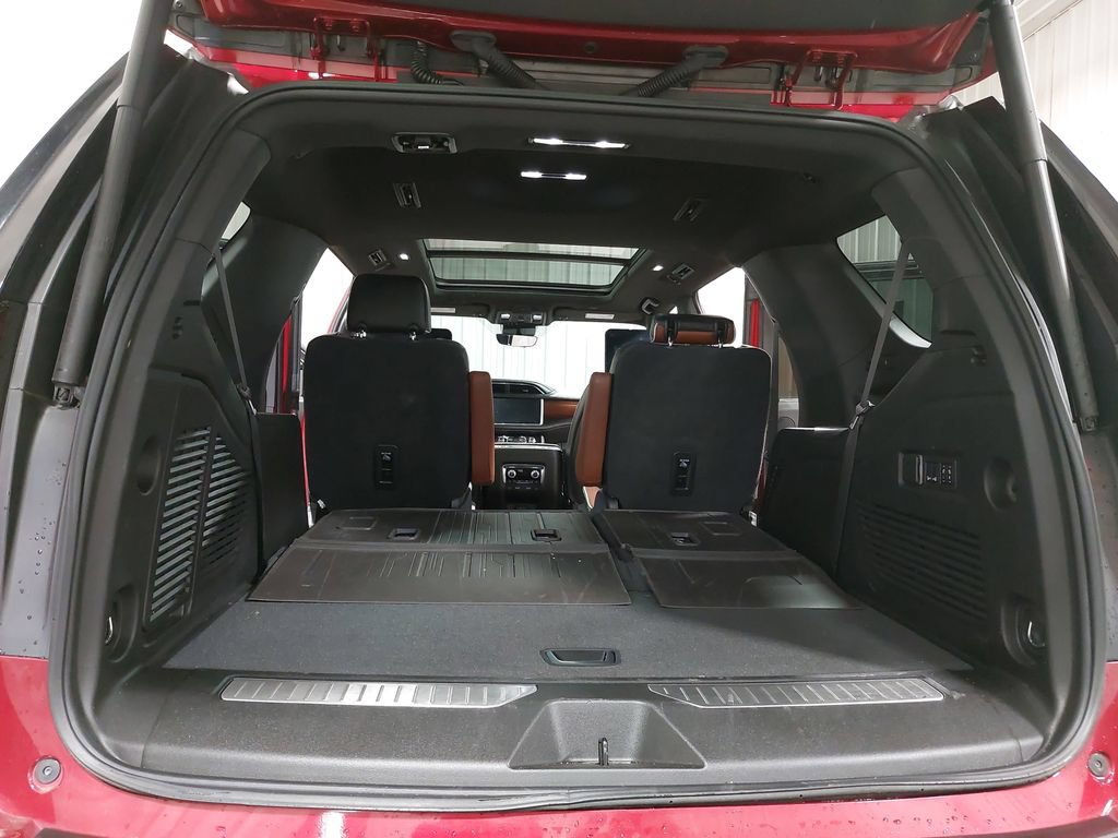 Used 2024 GMC Yukon Denali Ultimate AWD/4WD image 14