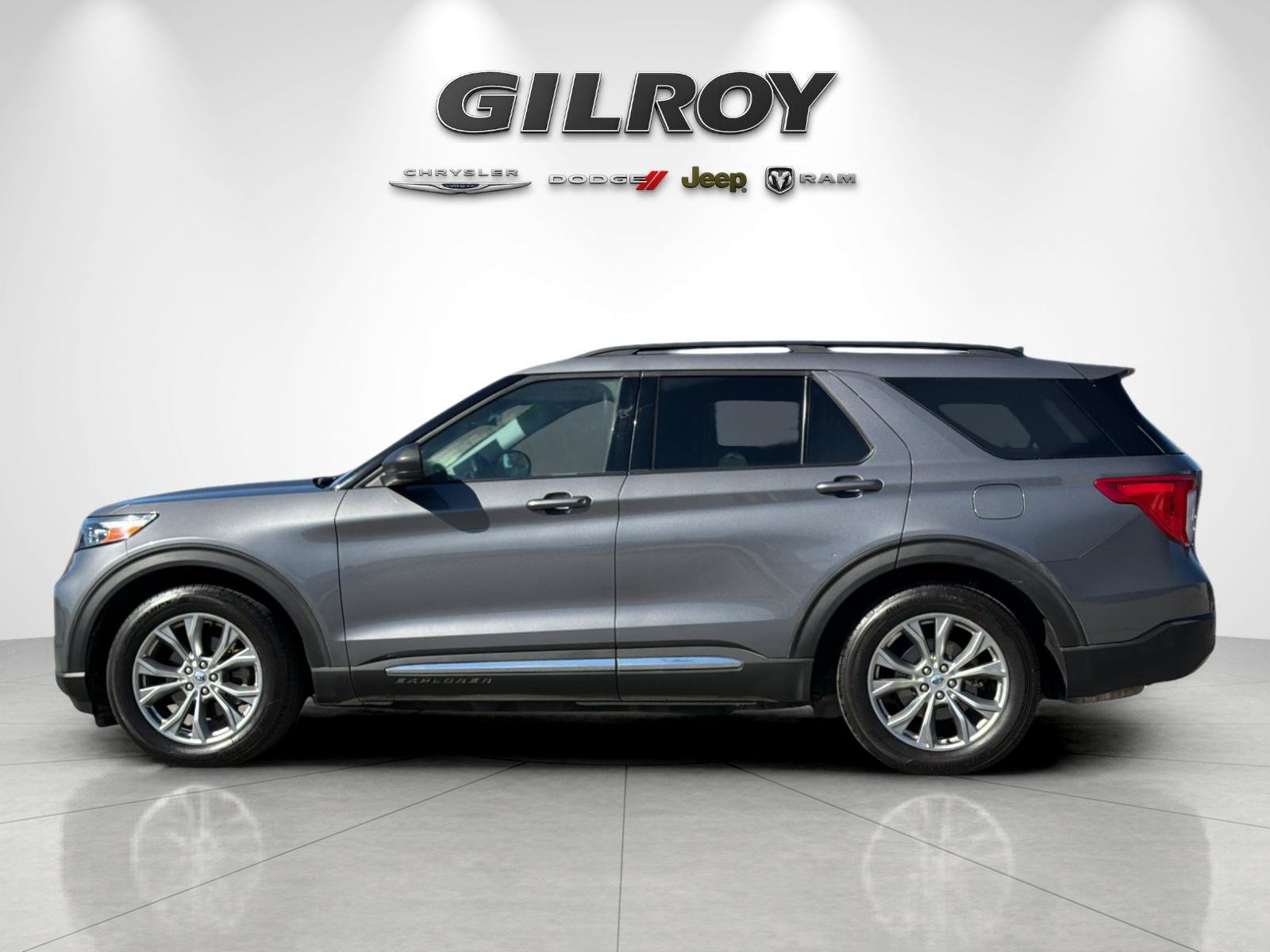 Used 2021 Ford Explorer XLT w/ Equipment Group 202A RWD image 7