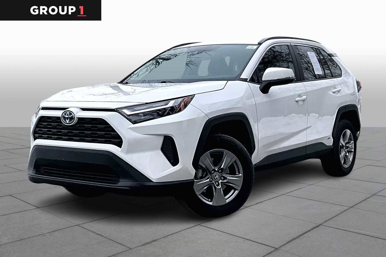 Certified 2023 Toyota RAV4 LE image 1