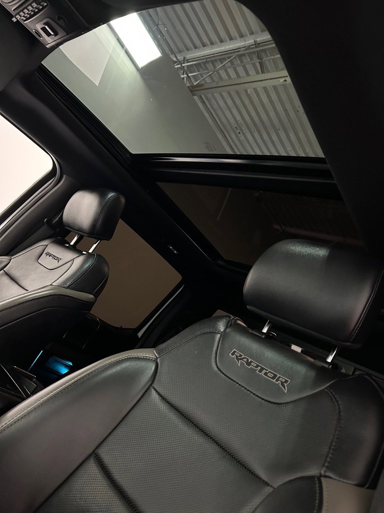 Used 2018 Ford F150 Raptor w/ Equipment Group 802A Luxury image 17