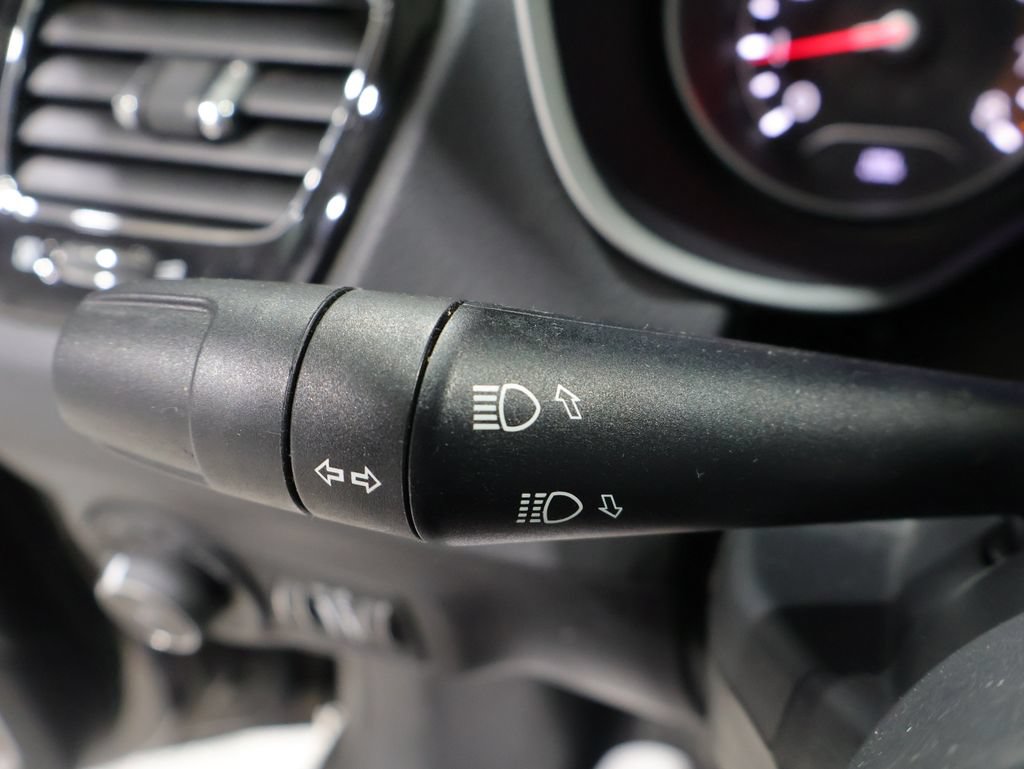 Used 2019 Jeep Compass Latitude AWD/4WD image 42