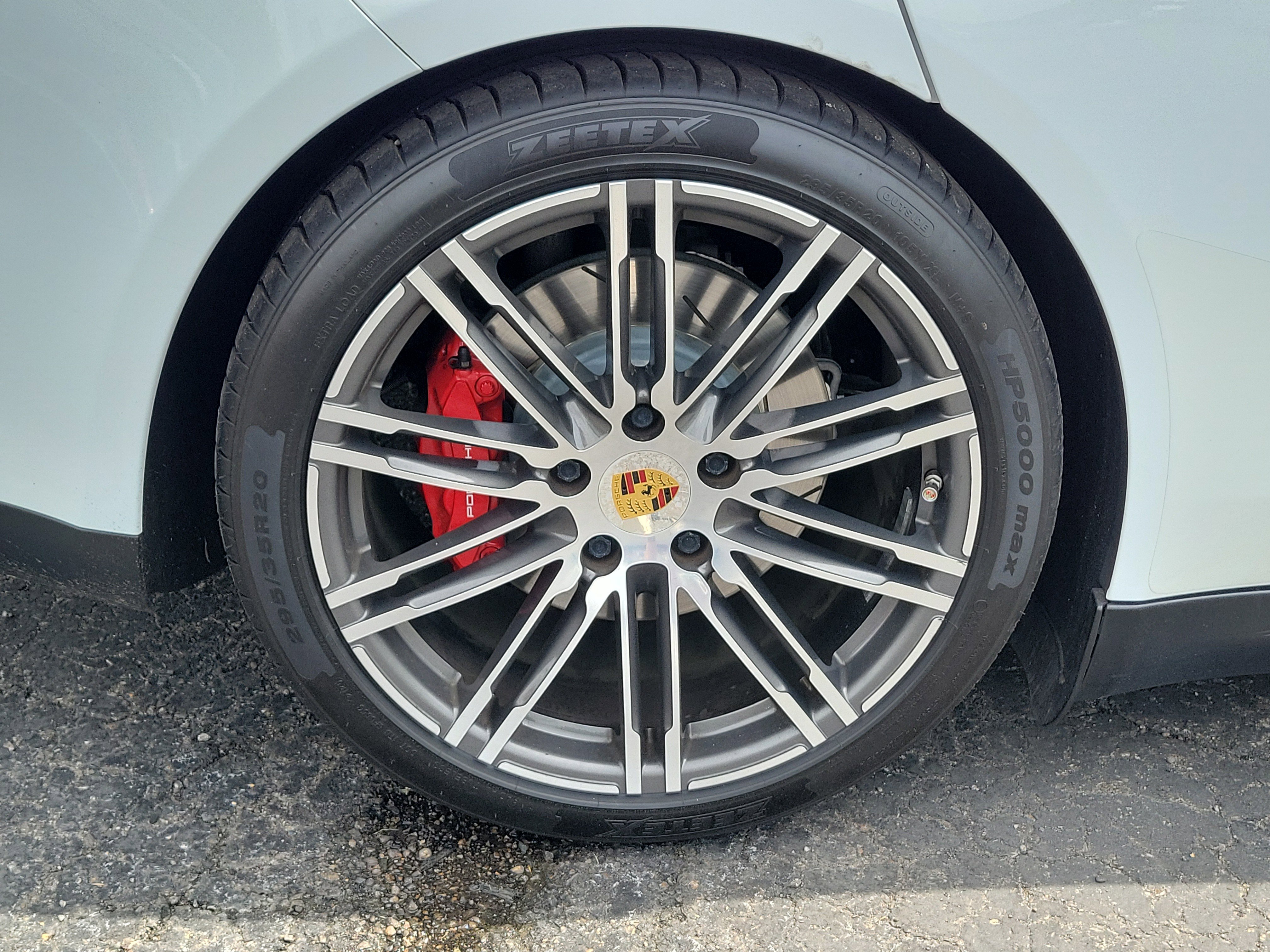 Used 2015 Porsche Panamera GTS AWD/4WD image 5