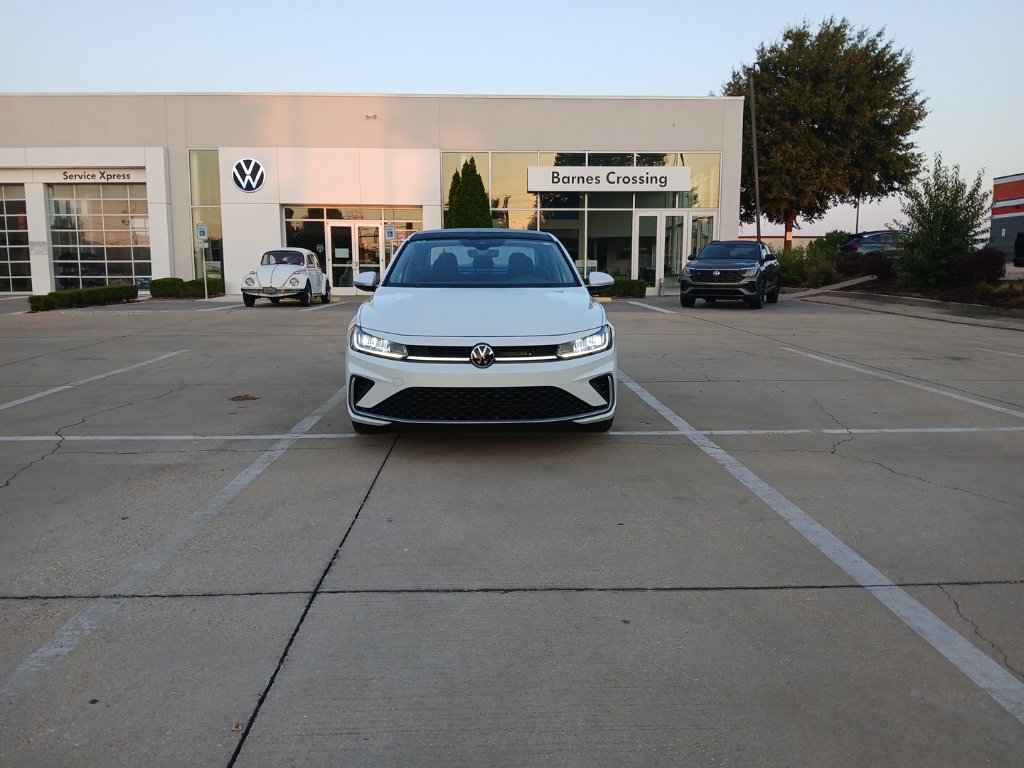New 2027 Volkswagen Jetta SEL FWD image 2