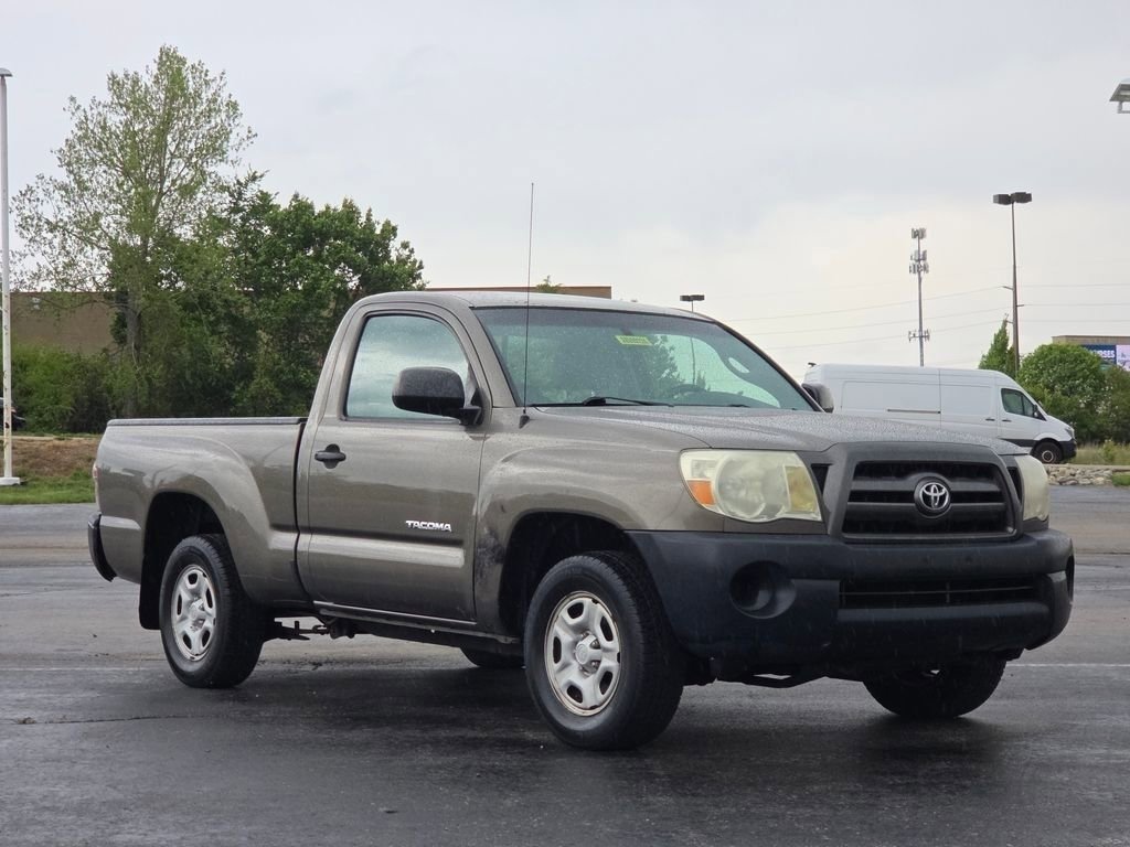 Used 2010 Toyota Tacoma 2WD Regular Cab image 2