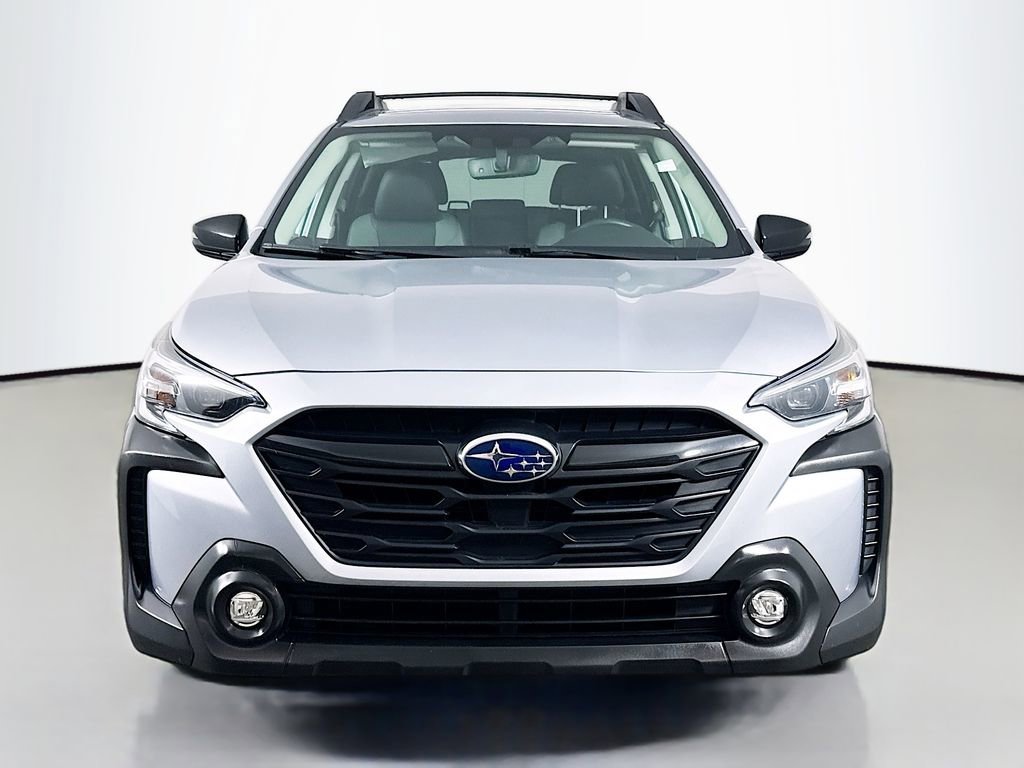 Used 2025 Subaru Outback Onyx Edition w/ Popular Package #2 AWD/4WD image 2
