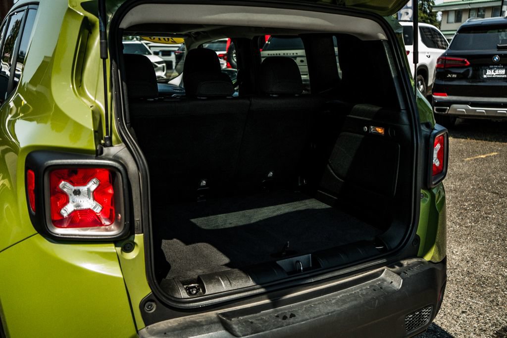 Used 2016 Jeep Renegade 75th Anniversary AWD/4WD image 18