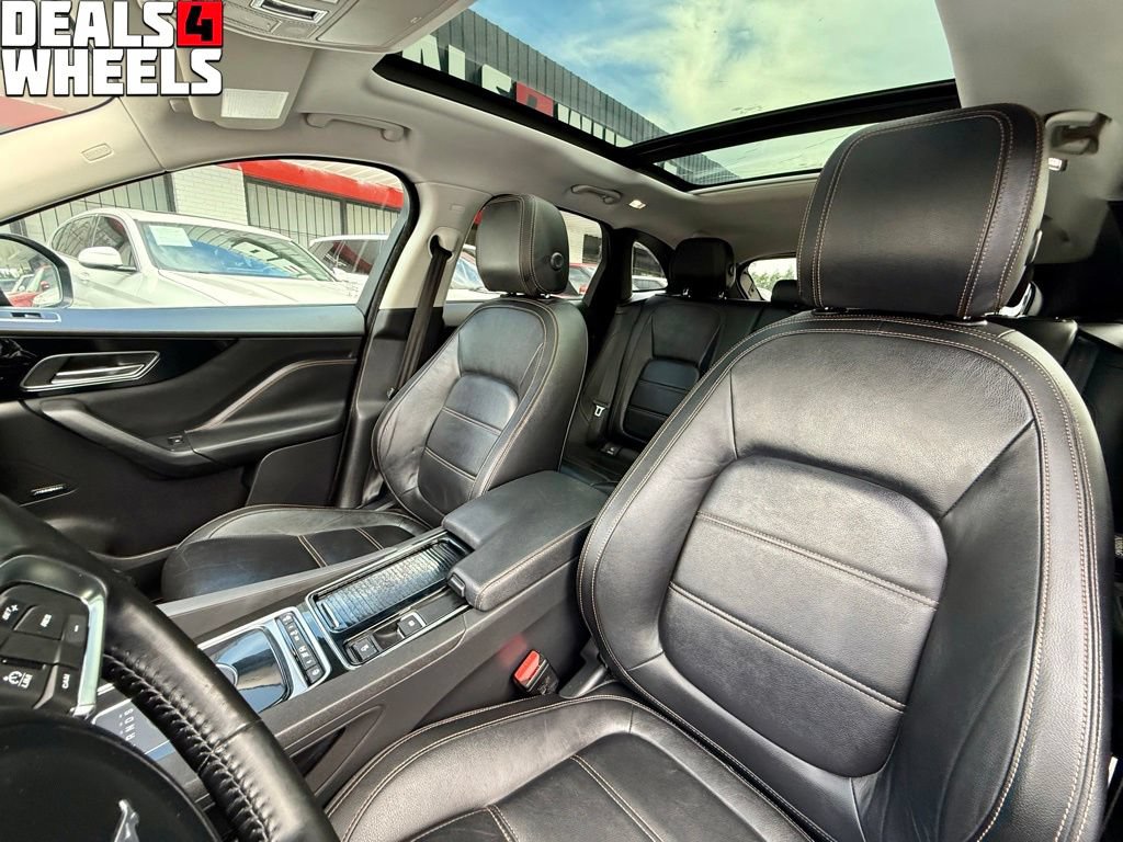 Used 2018 Jaguar F-PACE Prestige AWD/4WD image 14