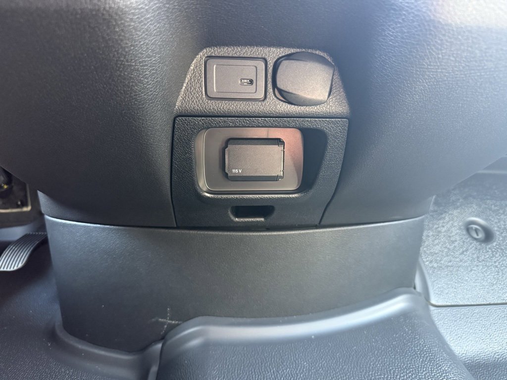 New 2025 Mercedes-Benz Sprinter 2500 image 32