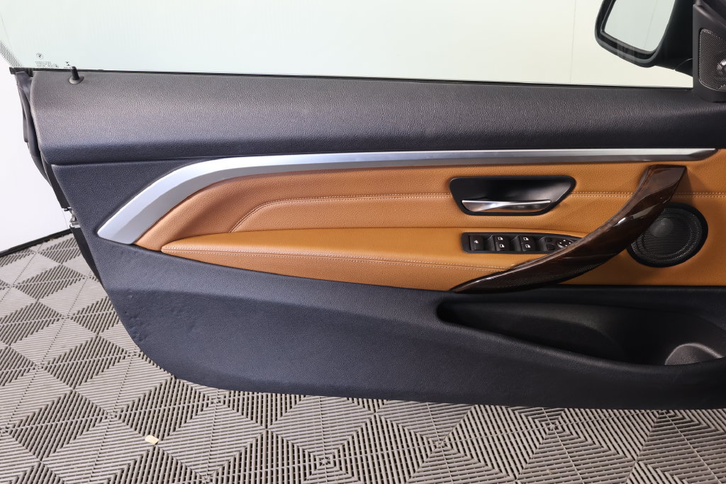 Used 2015 BMW 435i Convertible RWD image 10