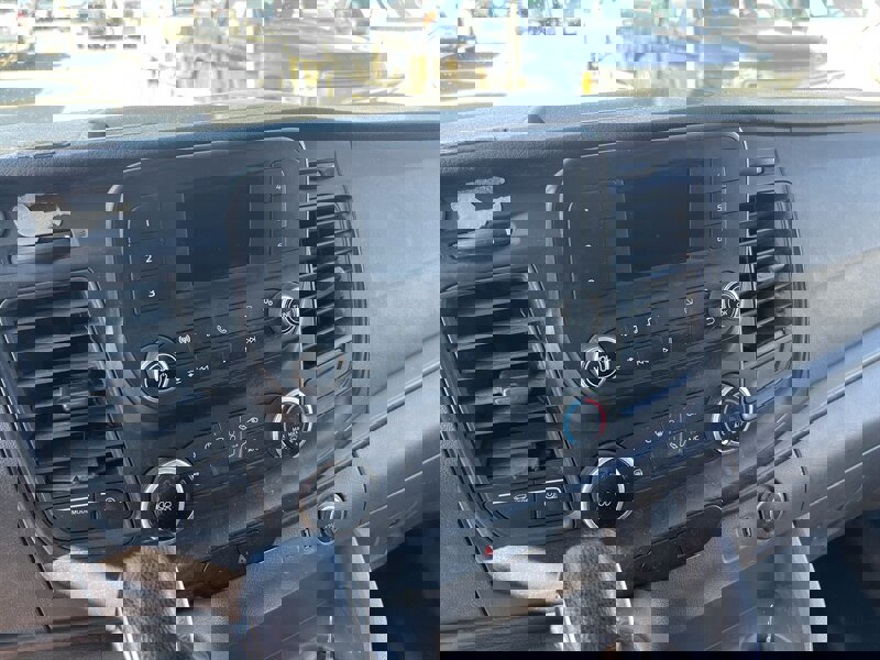 Used 2020 Ford Transit 250 148 High Roof Extended image 18