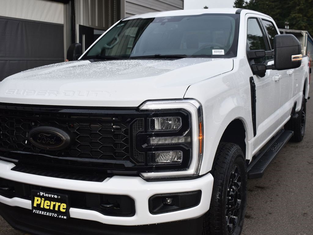 New 2026 Ford F250 4x4 Crew Cab Super Duty