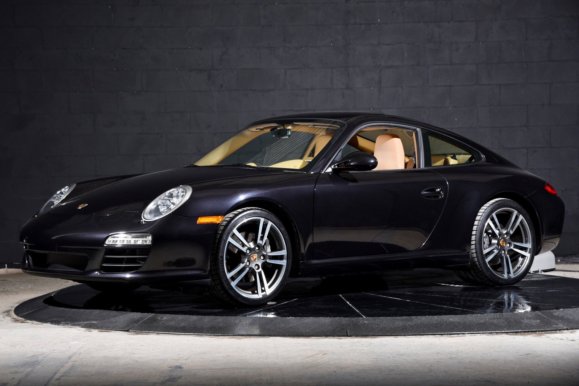 Used 2010 Porsche 911 Carrera image 8
