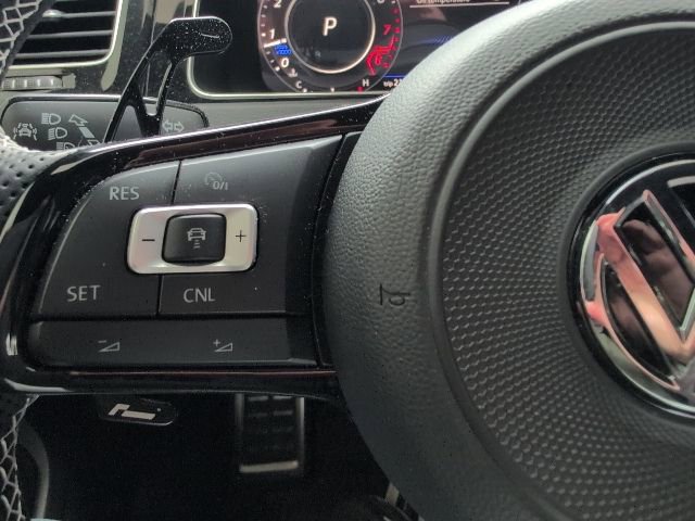 Used 2018 Volkswagen Golf R DCC & Navigation 4Motion image 18