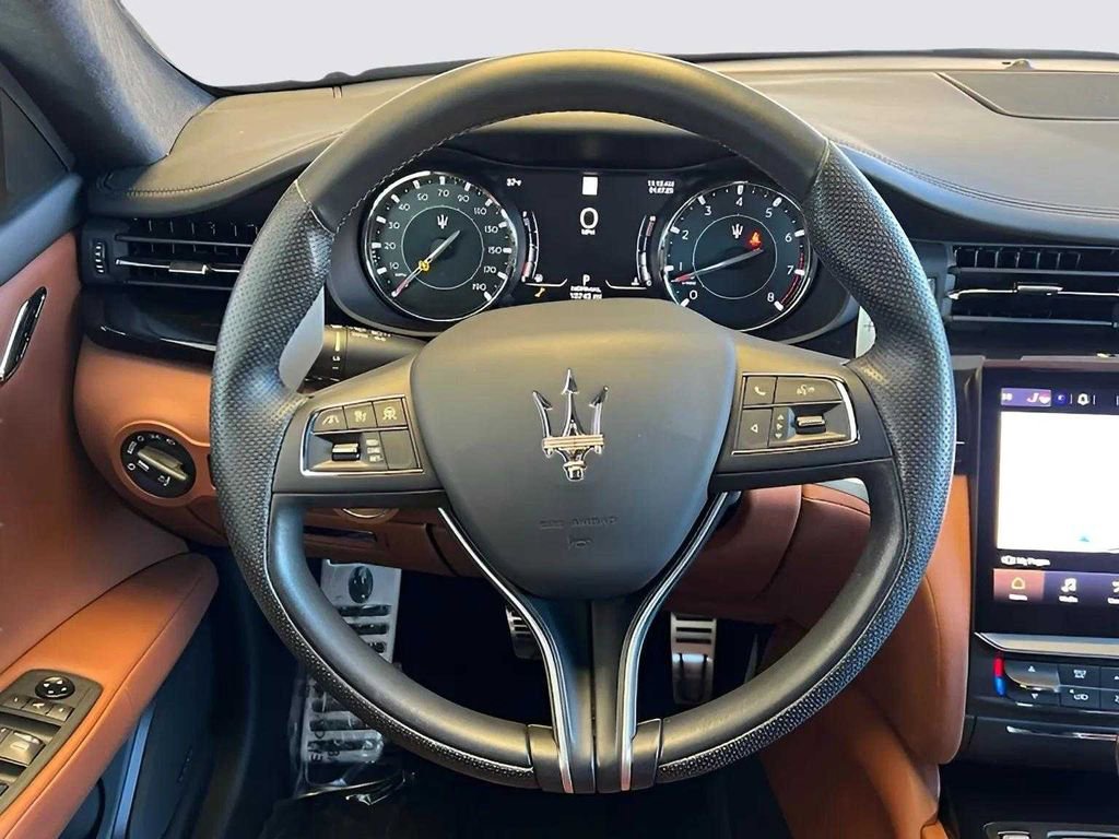 Used 2022 Maserati Quattroporte GT image 23
