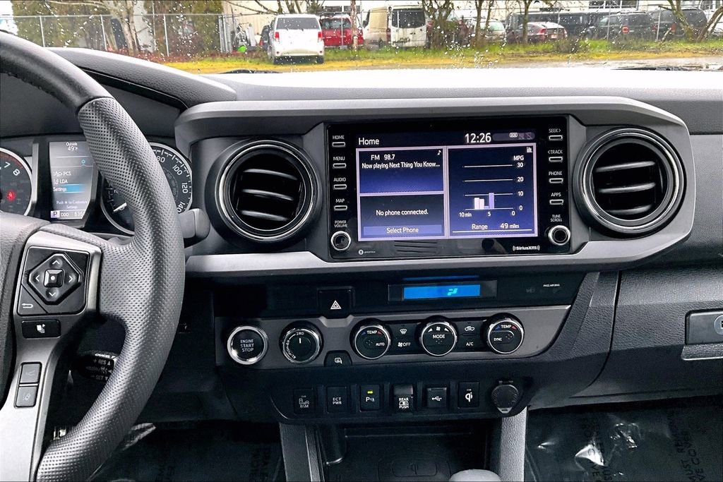 Used 2021 Toyota Tacoma TRD Off-Road w/ Technology Package image 8