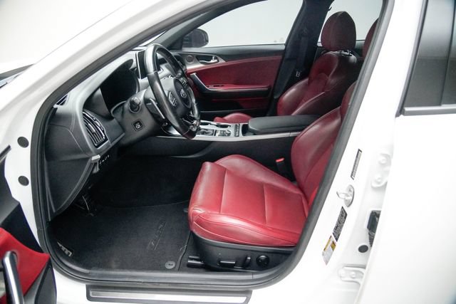 Used 2020 Kia Stinger GT1 RWD image 23