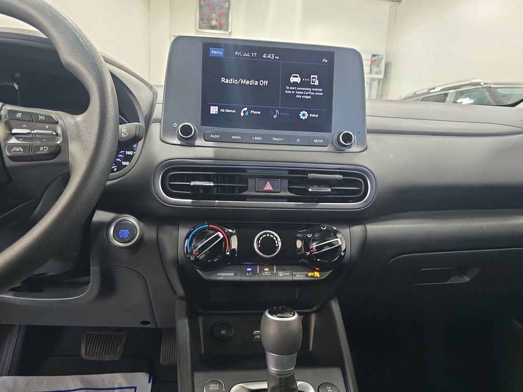 Certified 2023 Hyundai Kona SEL AWD/4WD image 19