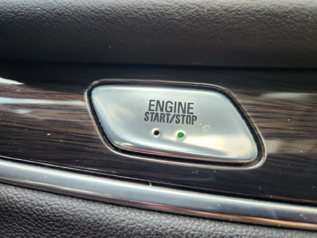 Used 2018 Buick Enclave Premium w/ Experience Buick Package FWD image 19