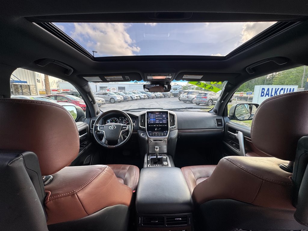 Used 2019 Toyota Land Cruiser AWD/4WD image 23