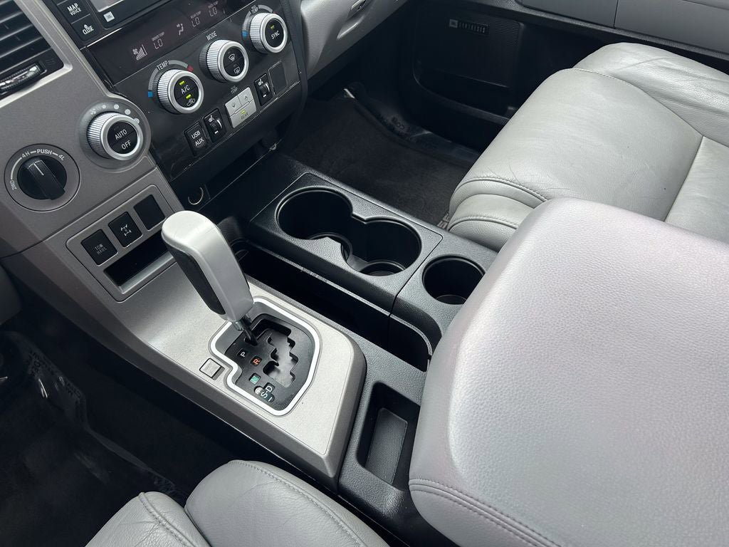 Used 2013 Toyota Sequoia Limited AWD/4WD image 32