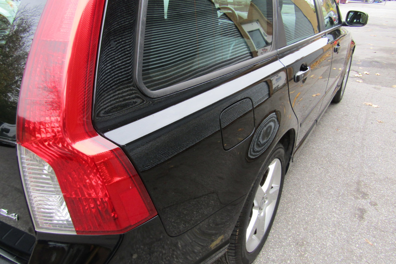 Used 2008 Volvo V50 2.4i image 16
