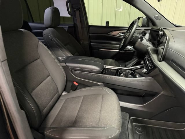 Used 2024 Chevrolet Traverse LT w/ Enhanced Driving Package FWD image 31