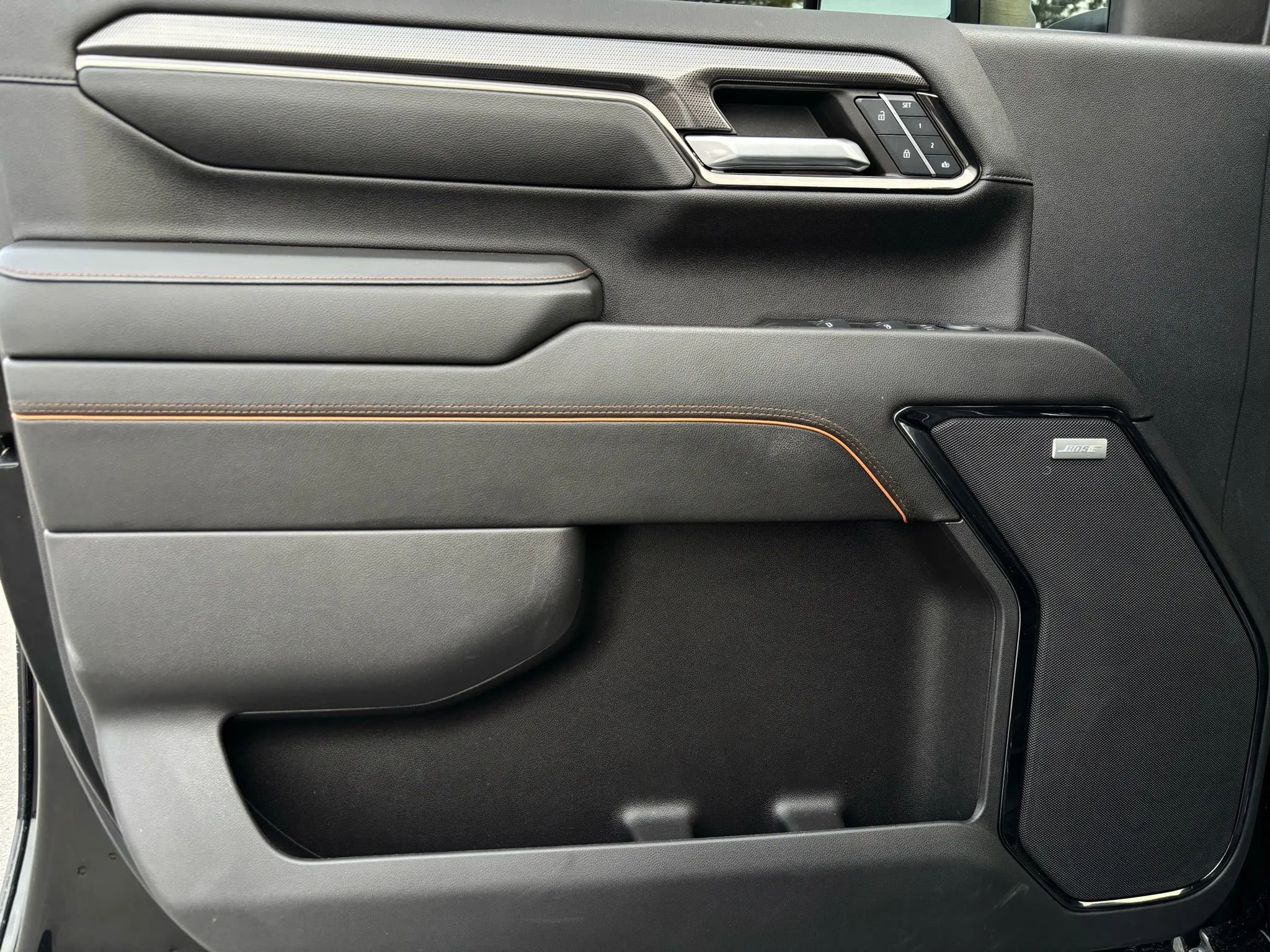 Used 2024 GMC Sierra 2500 AT4 w/ AT4 Premium Plus Package image 21