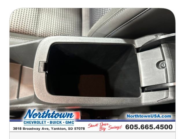 Used 2024 Chevrolet Trax LT w/ Driver Confidence Package image 26