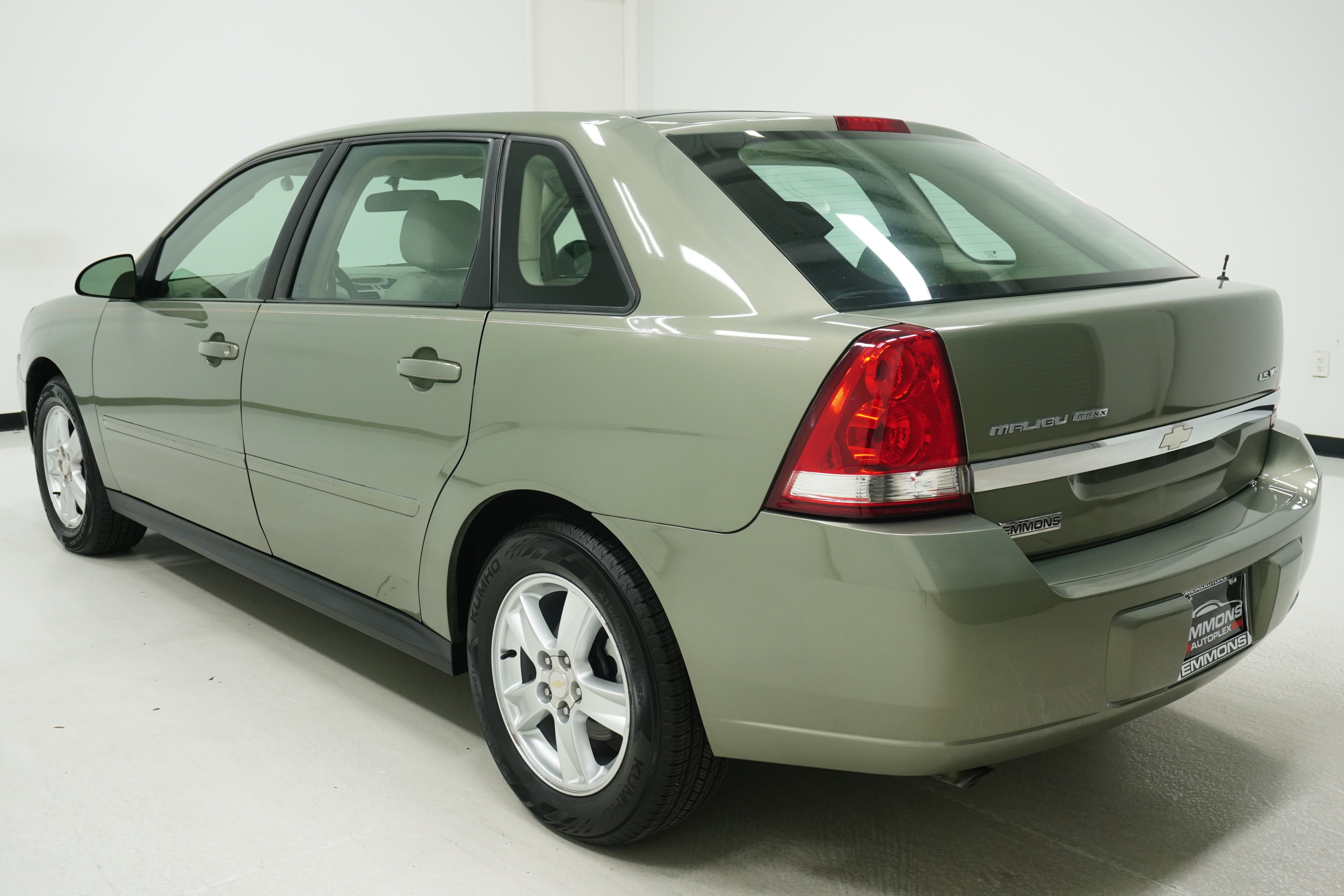 Used 2004 Chevrolet Malibu LS FWD image 6
