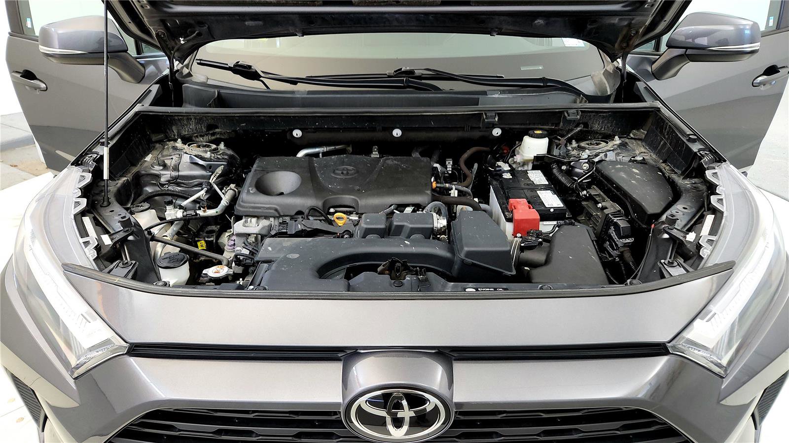 Used 2022 Toyota RAV4 XLE AWD/4WD image 15