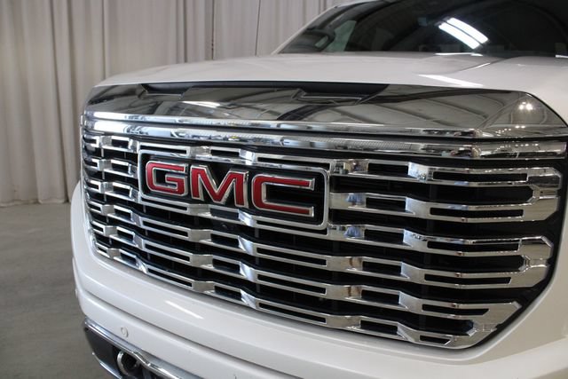 Used 2024 GMC Sierra 1500 Denali AWD/4WD image 33