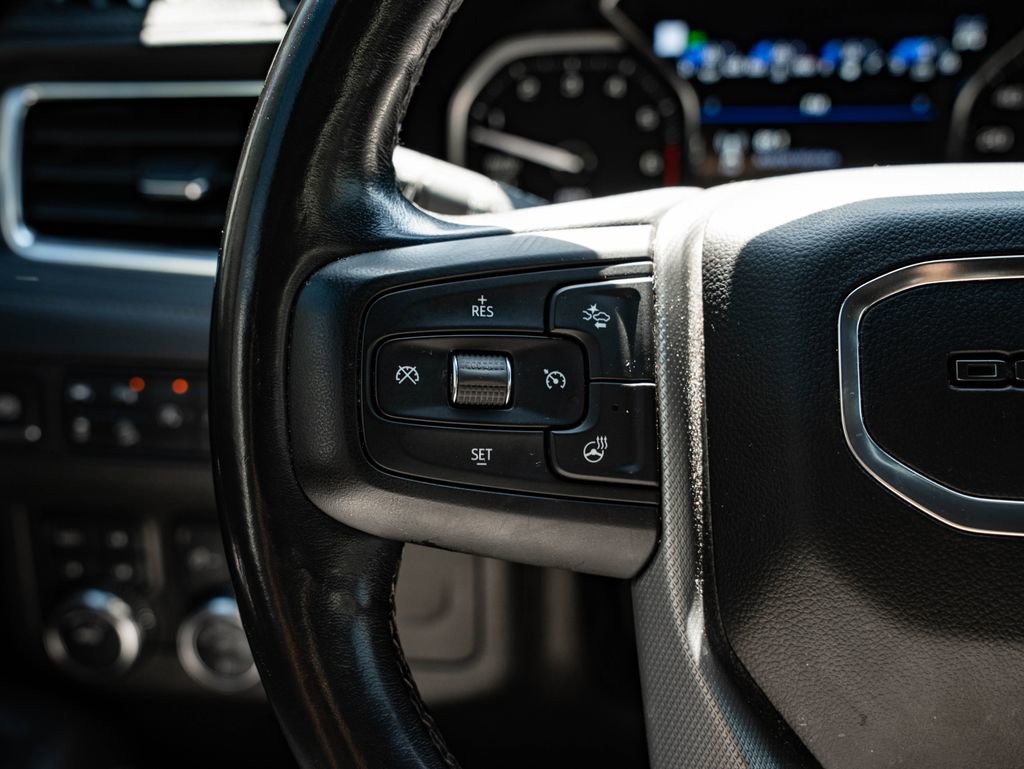 Used 2021 GMC Yukon Denali w/ Denali Premium Package image 33