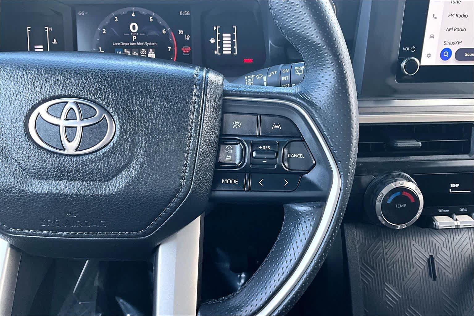Certified 2025 Toyota 4Runner SR5 AWD/4WD image 24