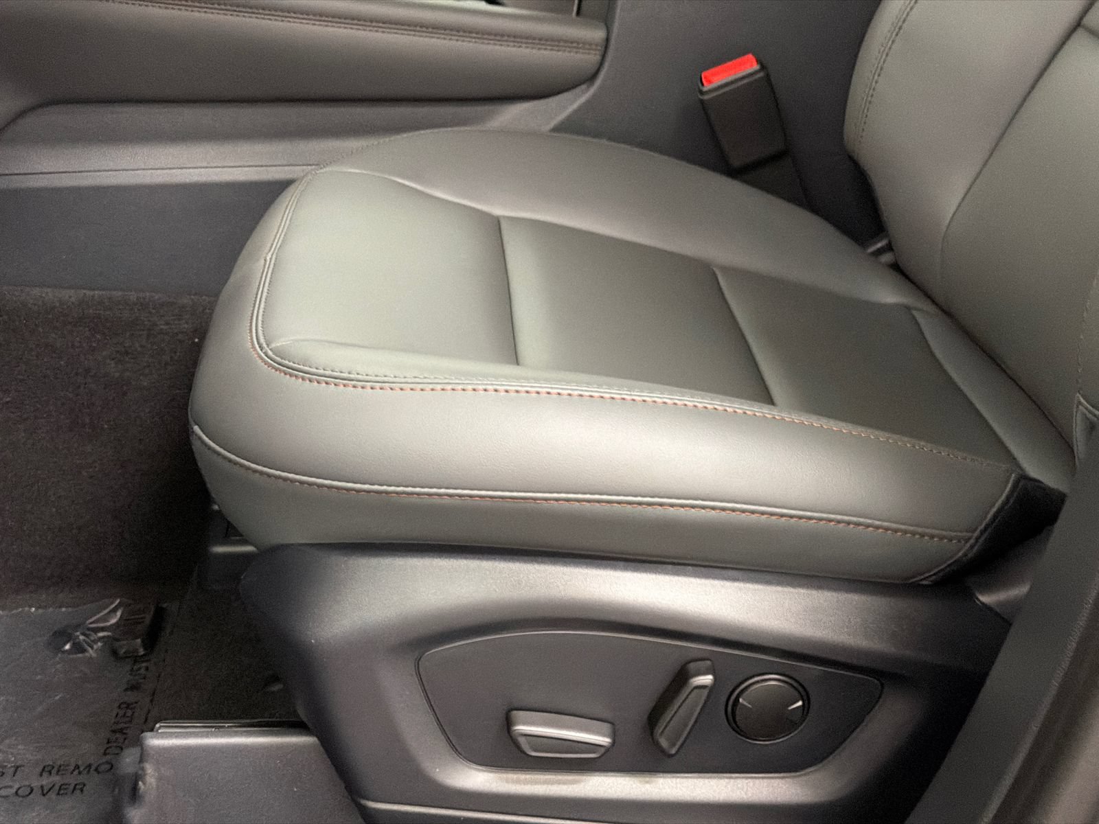 New 2027 Ford Explorer Active w/ Active Comfort Package AWD/4WD image 16