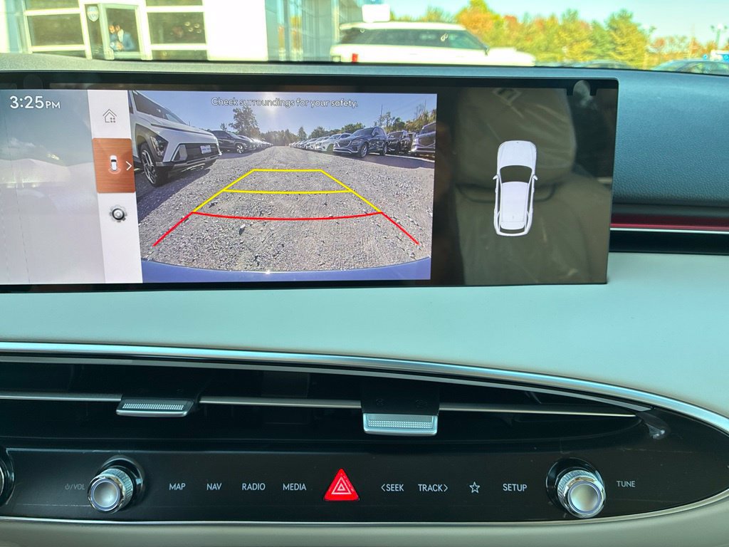 New 2027 Genesis GV70 2.5T Select AWD/4WD image 32