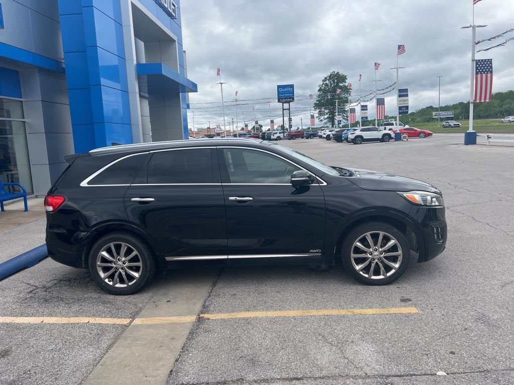 Used 2017 Kia Sorento SX image 4