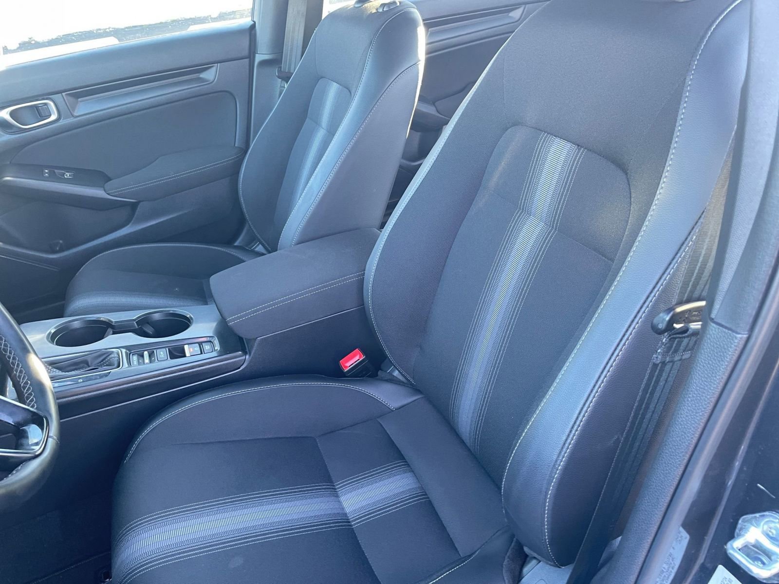 Used 2025 Honda Civic Sport image 36