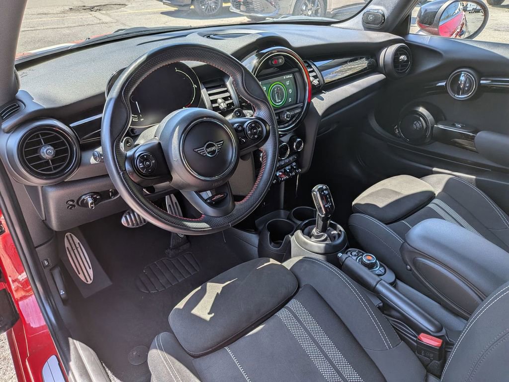 Used 2021 MINI Cooper S w/ 6.5" Touchscreen Package image 14