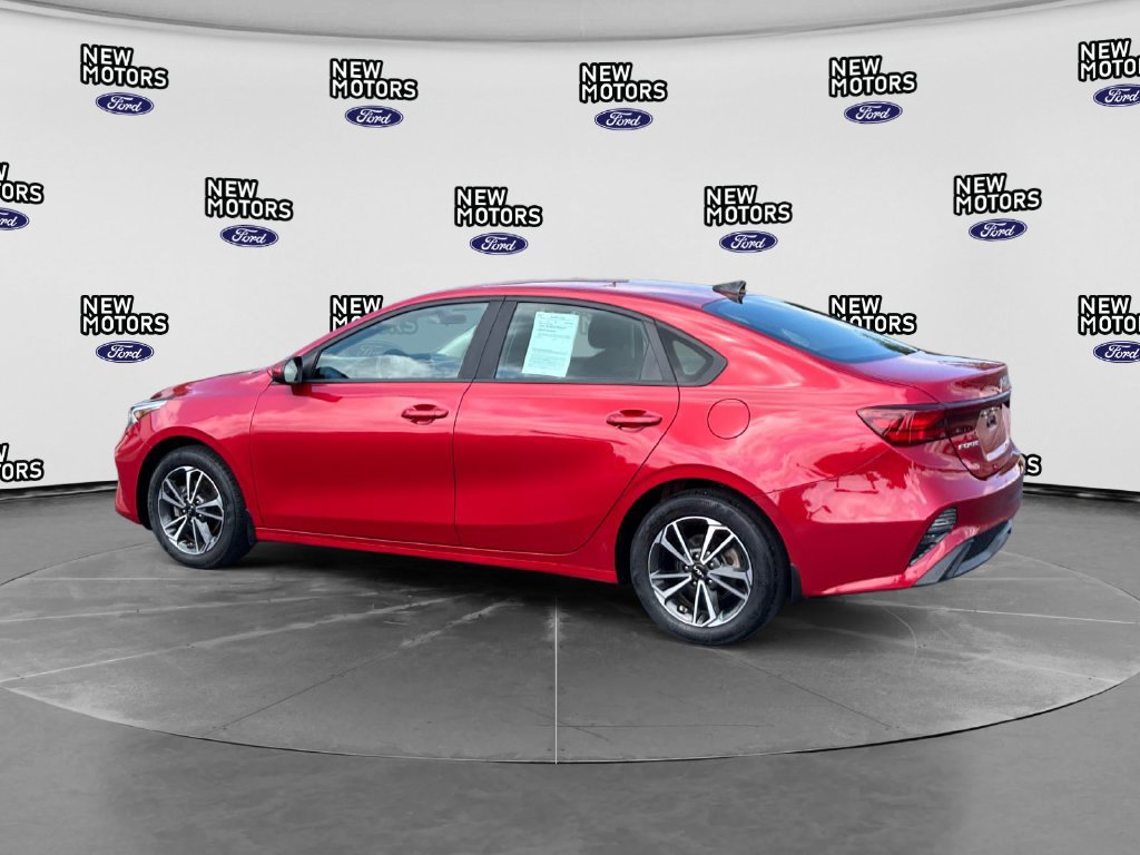 Used 2023 Kia Forte LXS FWD image 3