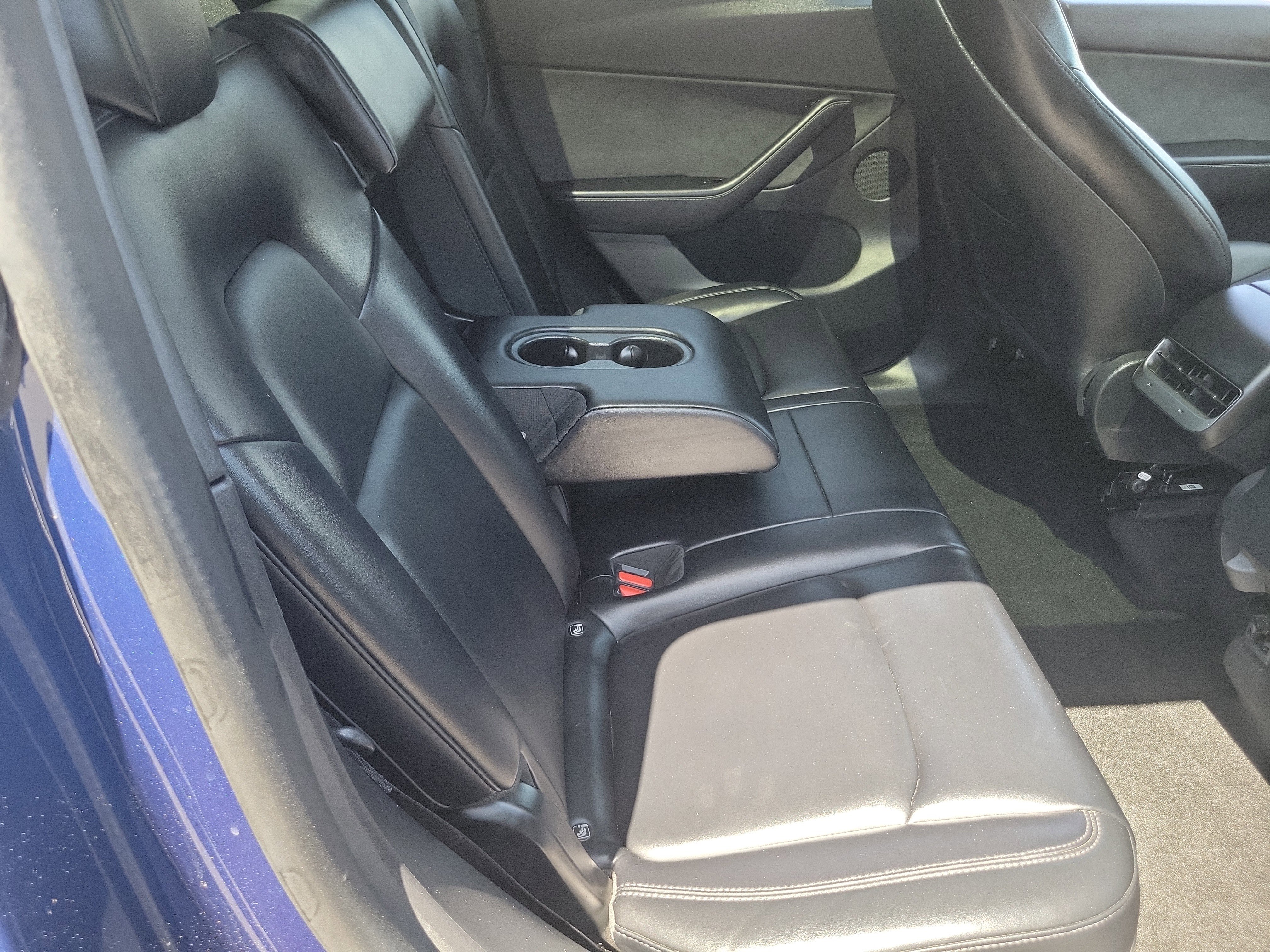 Used 2021 Tesla Model Y Long Range image 24