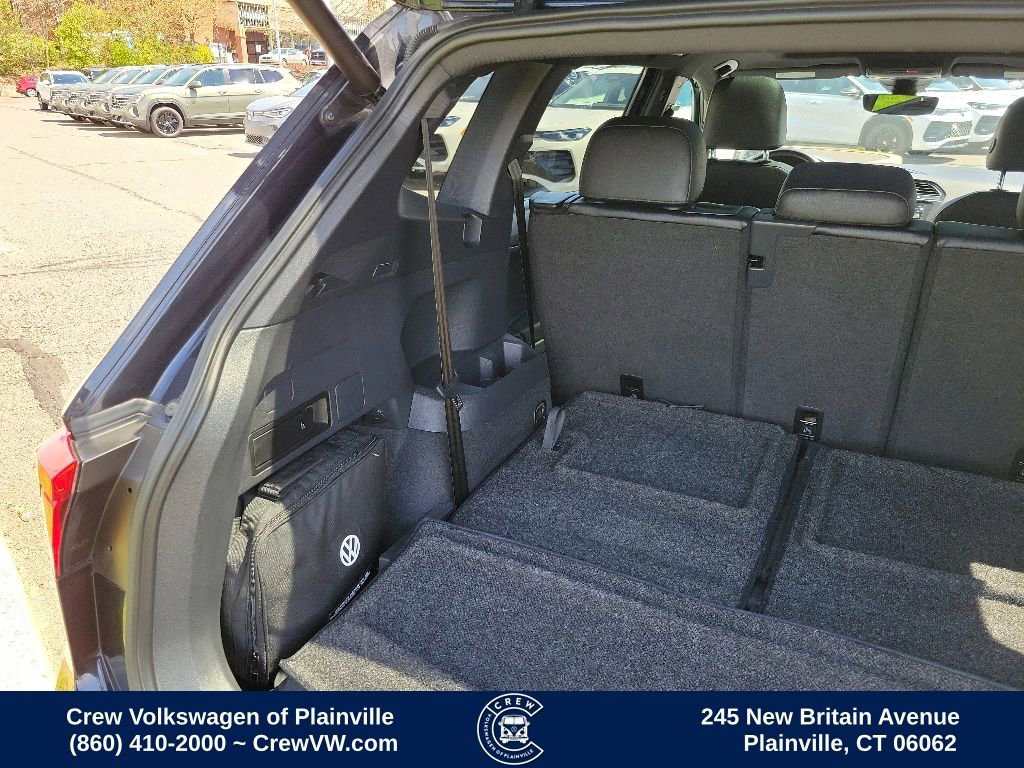 Used 2020 Volkswagen Tiguan SEL Premium R-Line w/ 3rd Row Seat Package AWD/4WD image 57