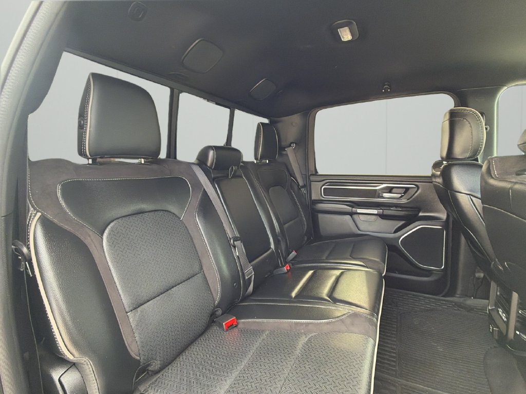 Used 2023 RAM 1500 Laramie AWD/4WD image 31