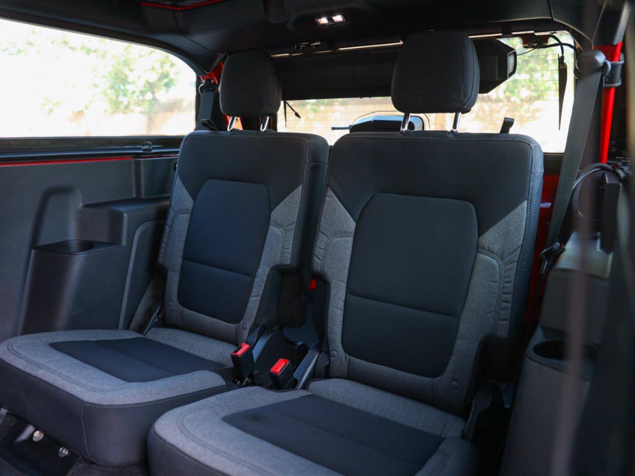 Used 2022 Ford Bronco 2-Door w/ Sasquatch Package AWD/4WD image 13