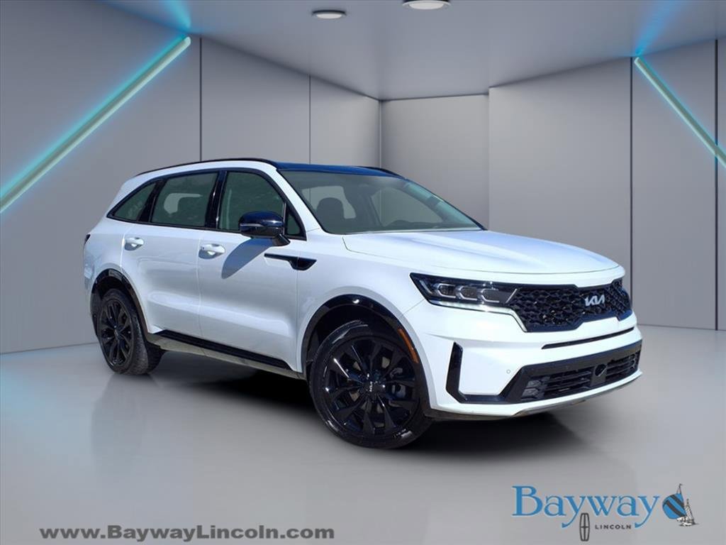 Used 2022 Kia Sorento SX