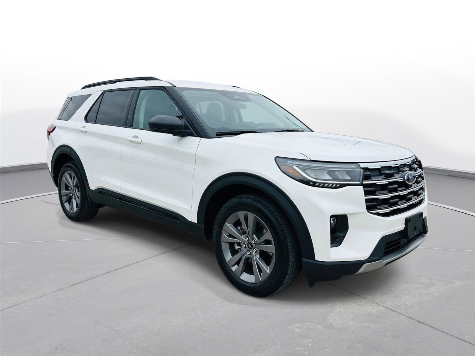 New 2026 Ford Explorer Active w/ Active Comfort Package image 2